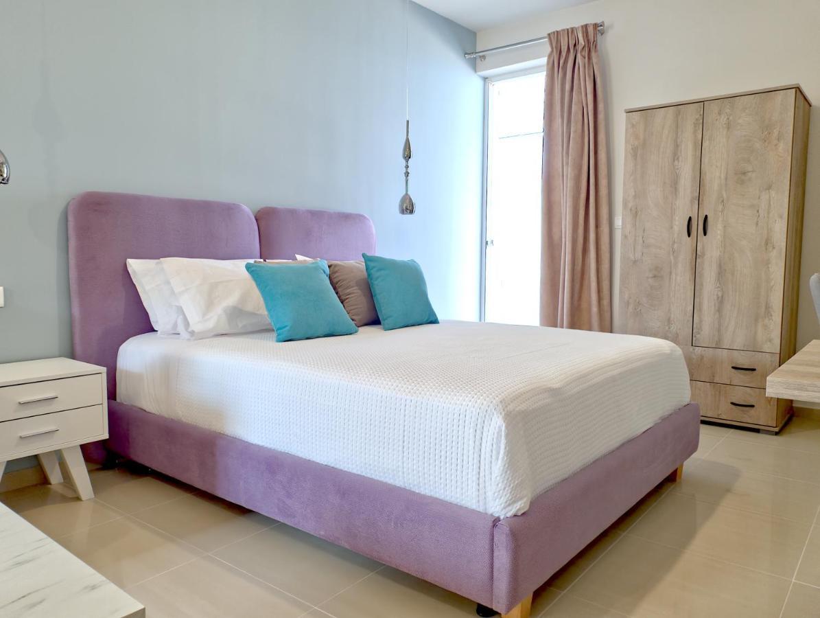 Epipleon Luxury Suites -104- Δωμάτιο 35Τμ Με Βεράντα 35Τμ Μπροστά Στη Θάλασσα نافبكْتوس المظهر الخارجي الصورة